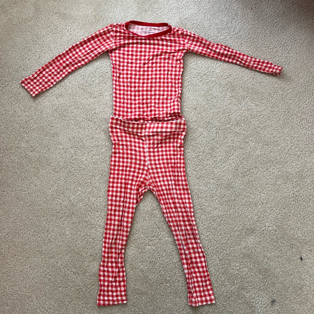 Lemon & Loom 2T Pajama red plaid two piece set holiday